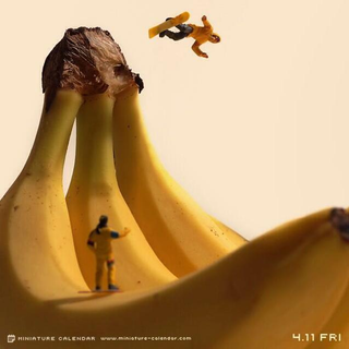 Illustration for article titled There Are Tiny People Living Amongst Our Oreos